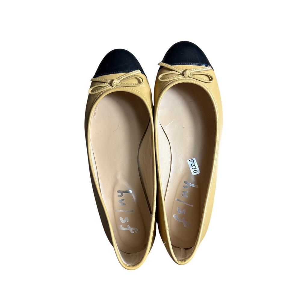 NWOB sf/ny Tan Black Leather Ballet Flats Sz 7.5